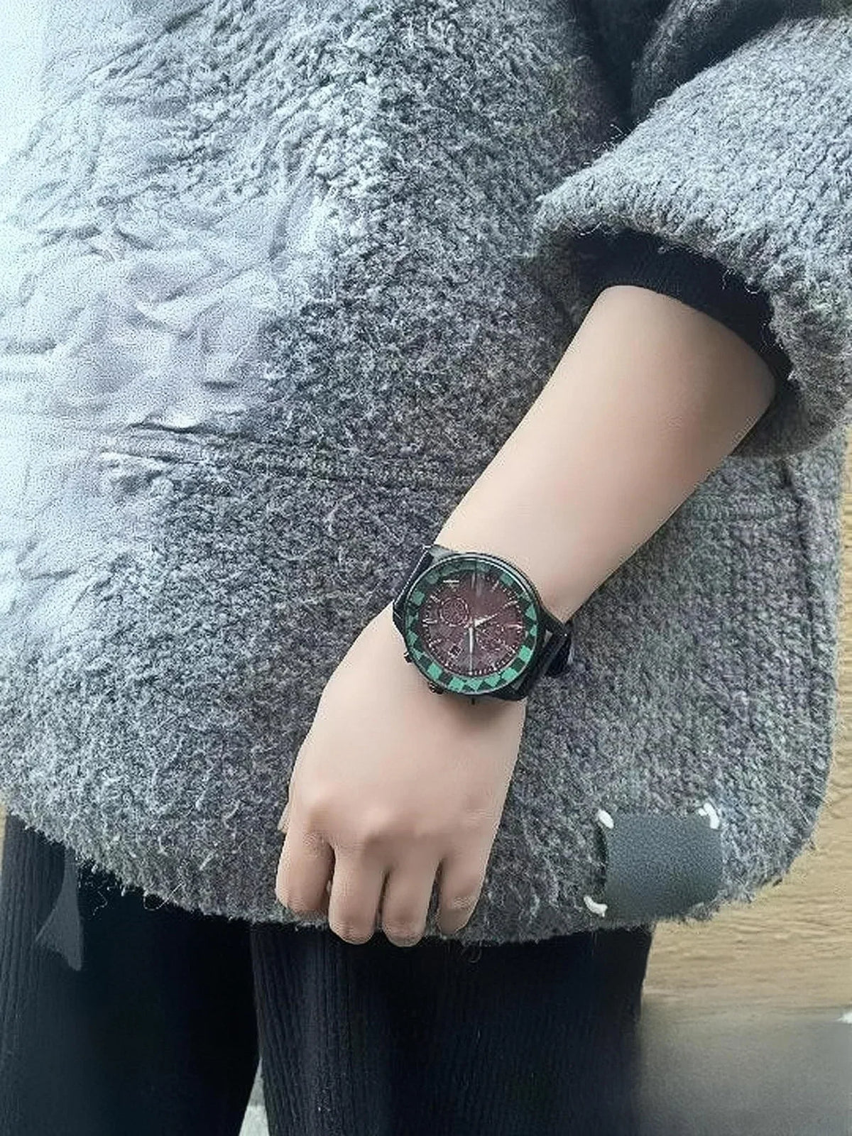 Demon Slayer Tanjiro Wrist Watch, Anime Tanjiro Checkerboard Dial Quartz Watch, Leather Strap Chronograph Wristwatch, Collectible Analog Watch Gift for Demon Slayer Fans