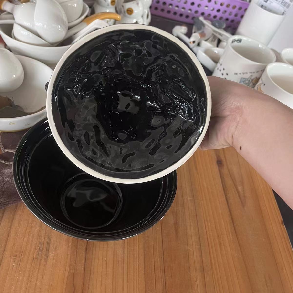 One Piece Onigashima Ceramic Ramen Bowl with 3D Skull Horn Lid, Large Anime Food Serving Bowl, Unique Tableware Decor Gift for One Piece Anime Fans