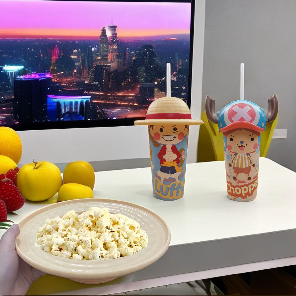 One Piece Anime Straw Tumbler, Luffy Straw Hat & Chopper Horn 3D Sculpted Lid Plastic Water Cup with Straw, Cute Anime Character Drinking Cup, Fan Collectible Cup for Beverage