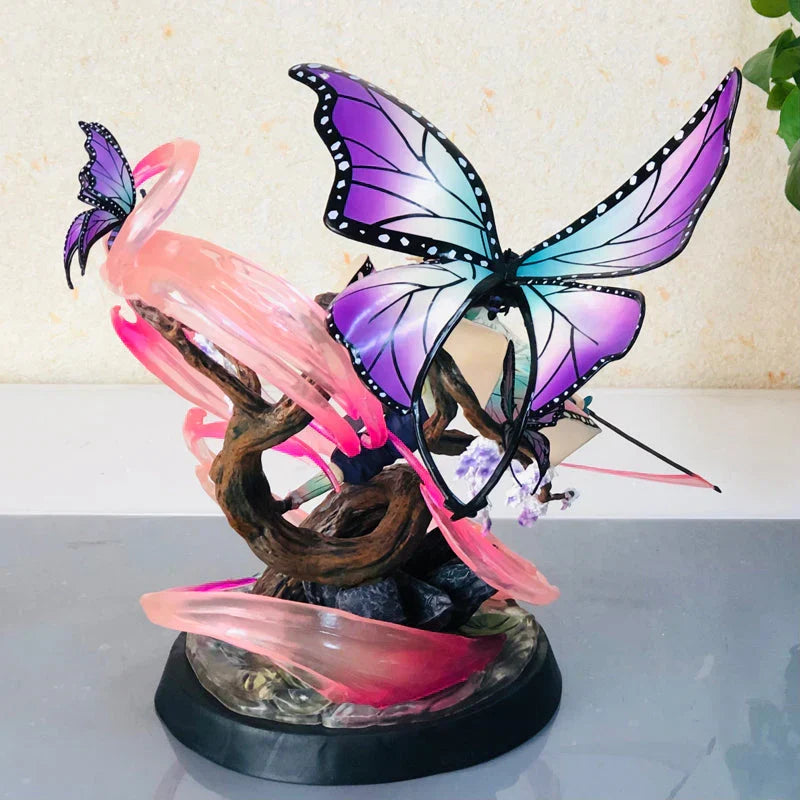 Demon Slayer Shinobu Kocho Figure, Hashira Shinobu Butterfly Resin Statue, Anime GK Bust Figurine with Butterfly Effect Base, Collectible Desktop Ornament Model Gift for Demon Slayer Fans