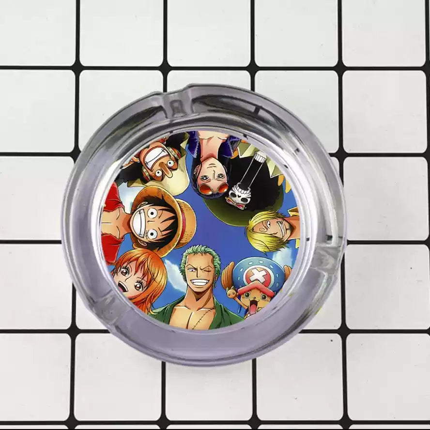 One Piece Anime Glass Ashtray, Luffy Zoro Ace Sanji Round Cigarette Ashtray, Portable Clear Glass Ash Tray with Character Print, Desktop Decor Collectible Gift for One Piece Fans