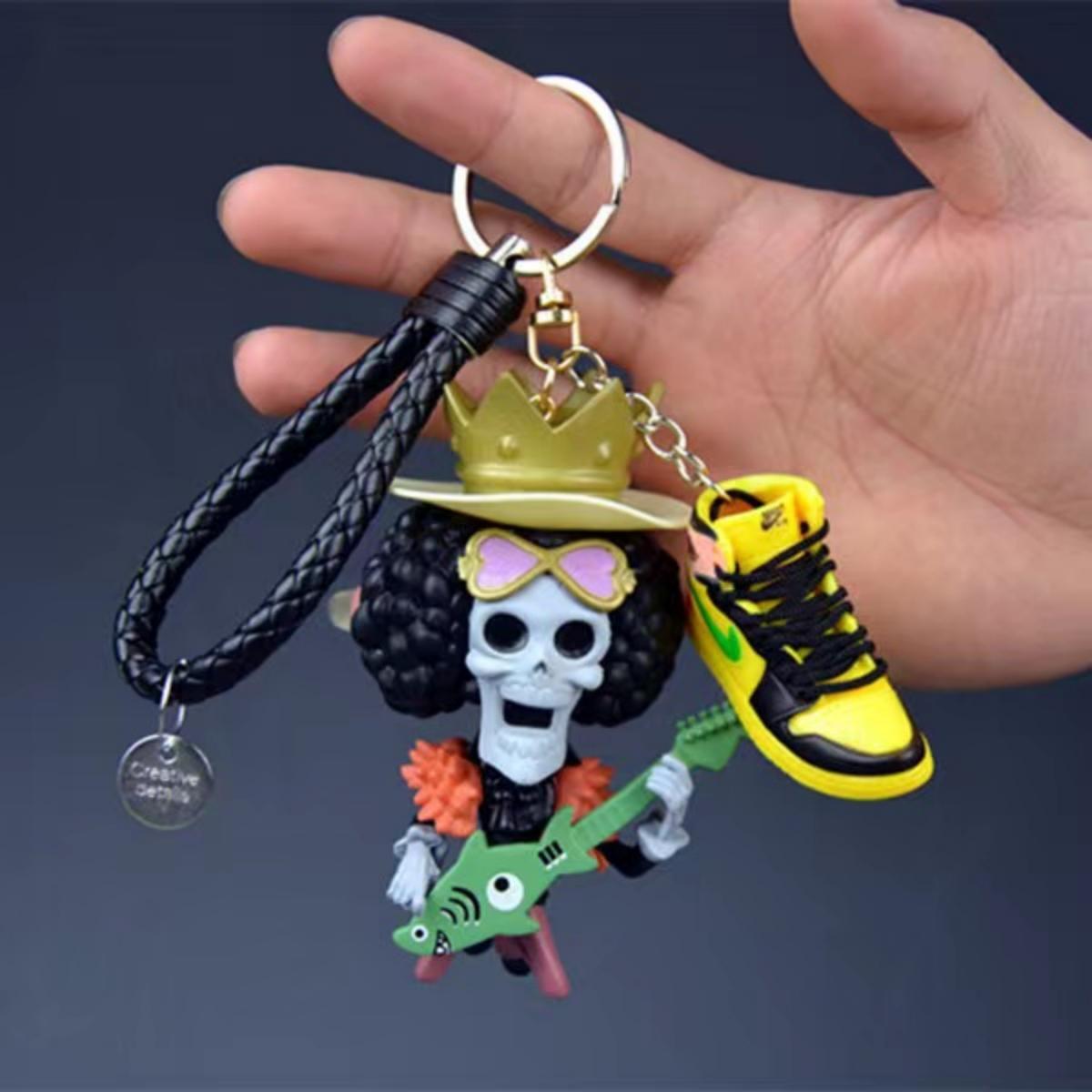 One Piece Anime Figure Keychain, Luffy Zoro Nami Chopper Sanji Mini Sneaker Pendant Key Ring, Q Version Figurine Key Chain, Backpack Charm Key Holder Gift for One Piece Fans