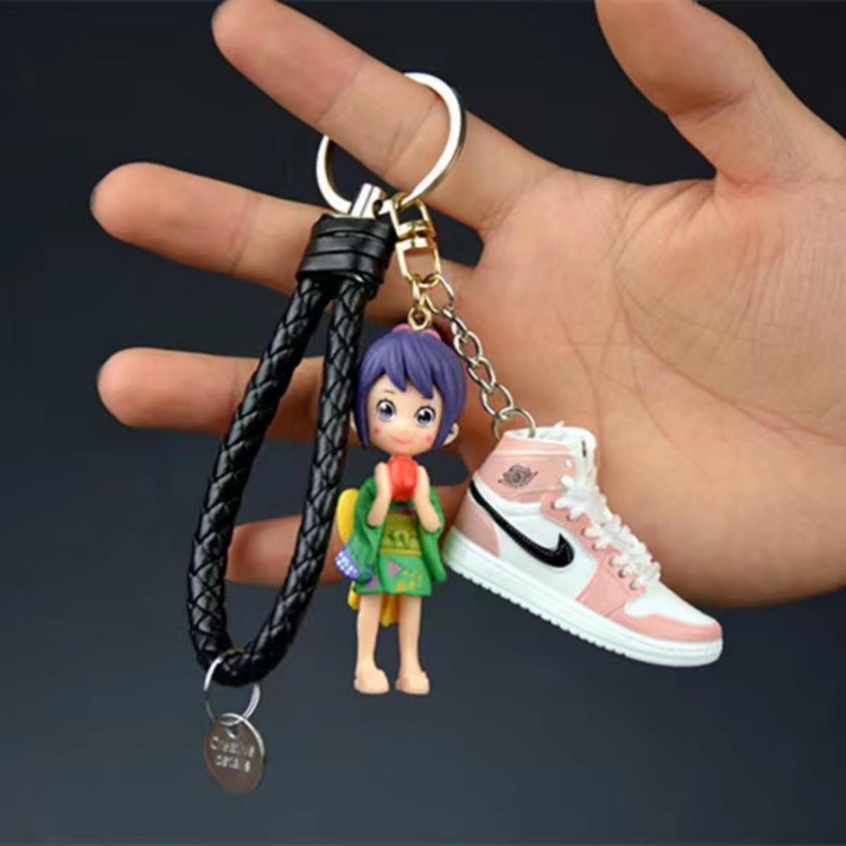 One Piece Anime Figure Keychain, Luffy Zoro Nami Chopper Sanji Mini Sneaker Pendant Key Ring, Q Version Figurine Key Chain, Backpack Charm Key Holder Gift for One Piece Fans