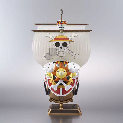 One Piece Thousand Sunny Pirate Ship Model Kit, Luffy Straw Hat Crew Boat Building Model, Anime One Piece Thousand Sunny Statue Collectible, DIY Assembly Ship Toy, Desktop Display Decoration Gift for One Piece Fans