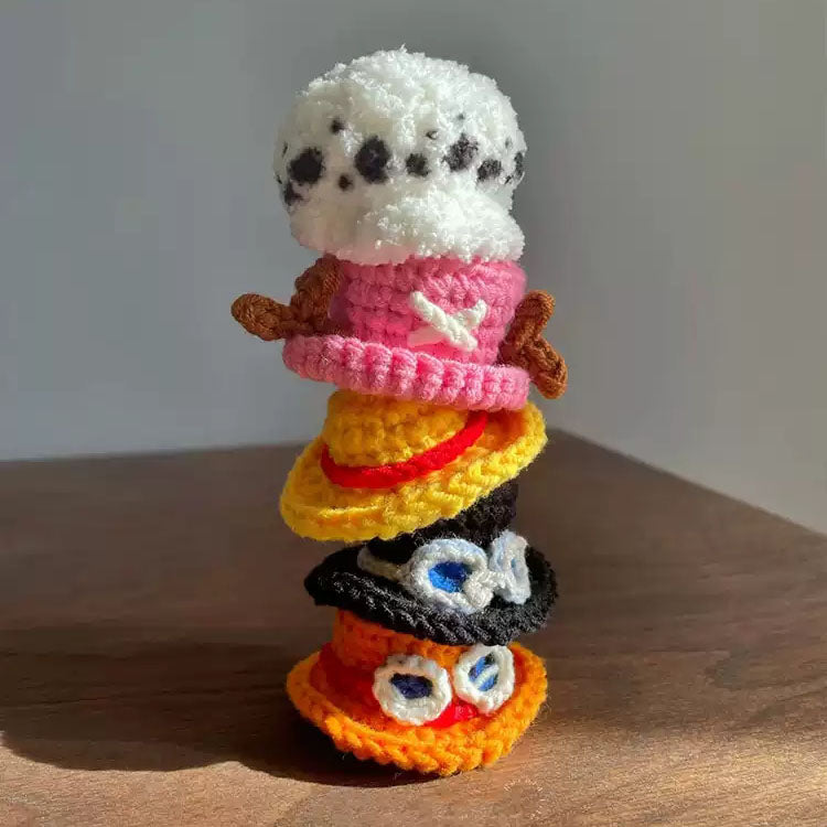 One Piece Luffy Ace Sabo Chopper Theme DIY Handmade Knitted Mini Hats, Hands-on Crochet Pirate Hat Craft Kit, Anime Ornament Pendant Set, Collectible Gift for One Piece Fans