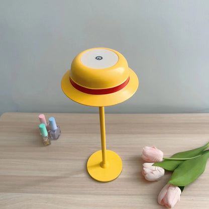 One Piece Luffy Straw Hat Table Lamp, Anime Monkey D Luffy Hat Shape LED Desk Lamp, USB Rechargeable Night Light, Creative Decorative Lamp for Bedroom Study, One Piece Fans Collectible Gift