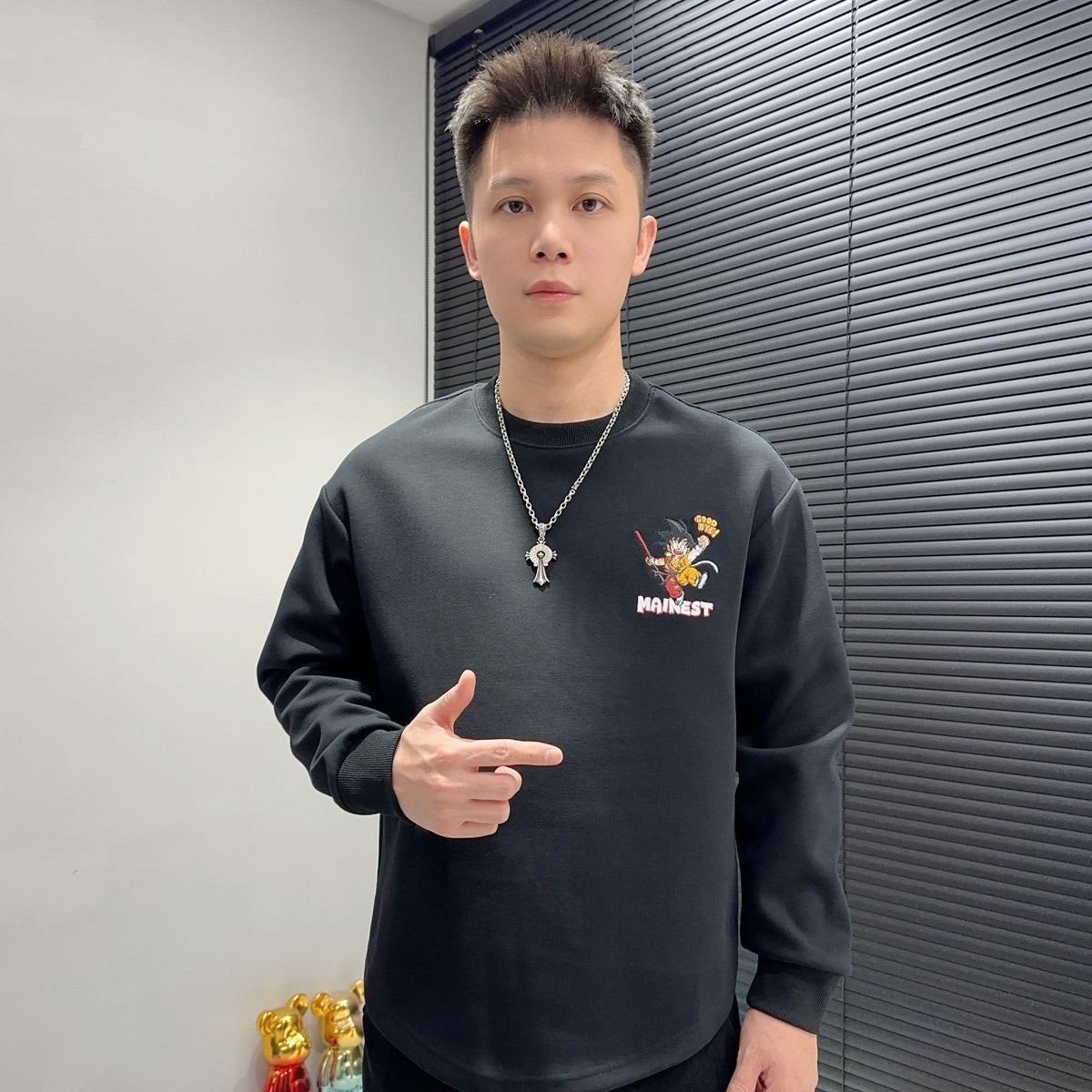 Dragon Ball Goku Anime Crewneck Sweatshirt, Men Casual Long Sleeve Pullover, Vintage Cartoon Graphic Sweater, Loose Fit Streetwear Top for Anime Fans Gift