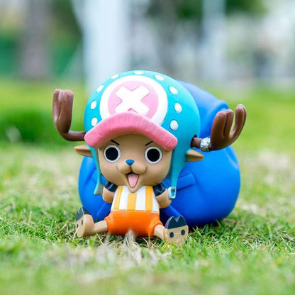 One Piece Tony Tony Chopper Figurine Piggy Bank, Anime Chopper Sitting Statue Coin Saving Pot, Cute Desktop Car Decor Ornament, One Piece Collectible Figure, Gift for One Piece Anime Fans