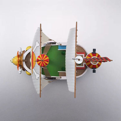 One Piece Thousand Sunny Pirate Ship Model Kit, Luffy Straw Hat Crew Boat Building Model, Anime One Piece Thousand Sunny Statue Collectible, DIY Assembly Ship Toy, Desktop Display Decoration Gift for One Piece Fans