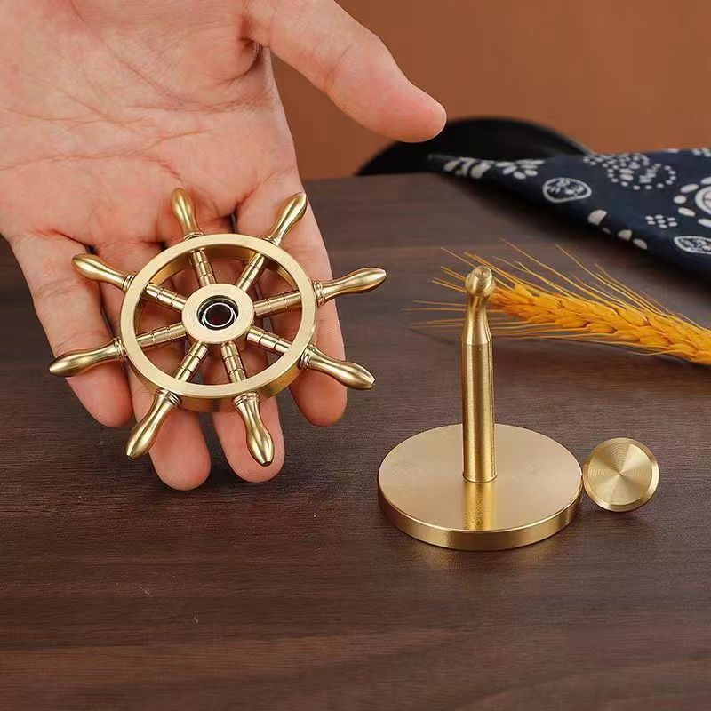 One Piece Golden Ship Wheel Figurine, Pirate Ship Helm Desk Statue Model, Nautical Rudder Desktop Decoration, Collectible Ornament Gift for One Piece Anime Fans