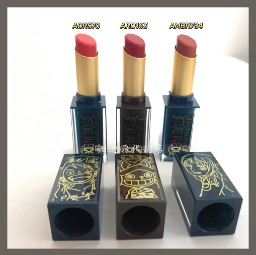 One Piece Monkey D. Luffy Anime Lipstick, Long Lasting Moisturizing Lip Stick, Anime Character Printed Square Lip Gloss, Non-fade Matte Lip Makeup, Anime Collectible Cosmetic Gift for One Piece Fans