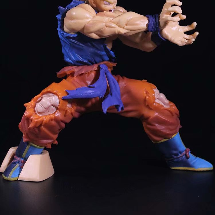 Dragon Ball Z Super Saiyan Goku Figure, LED Light Kamehameha Goku Statue, Anime Character Collectible Figurine with Aura Effect, Desktop Display Model Toy, Gift for Dragon Ball Fans
