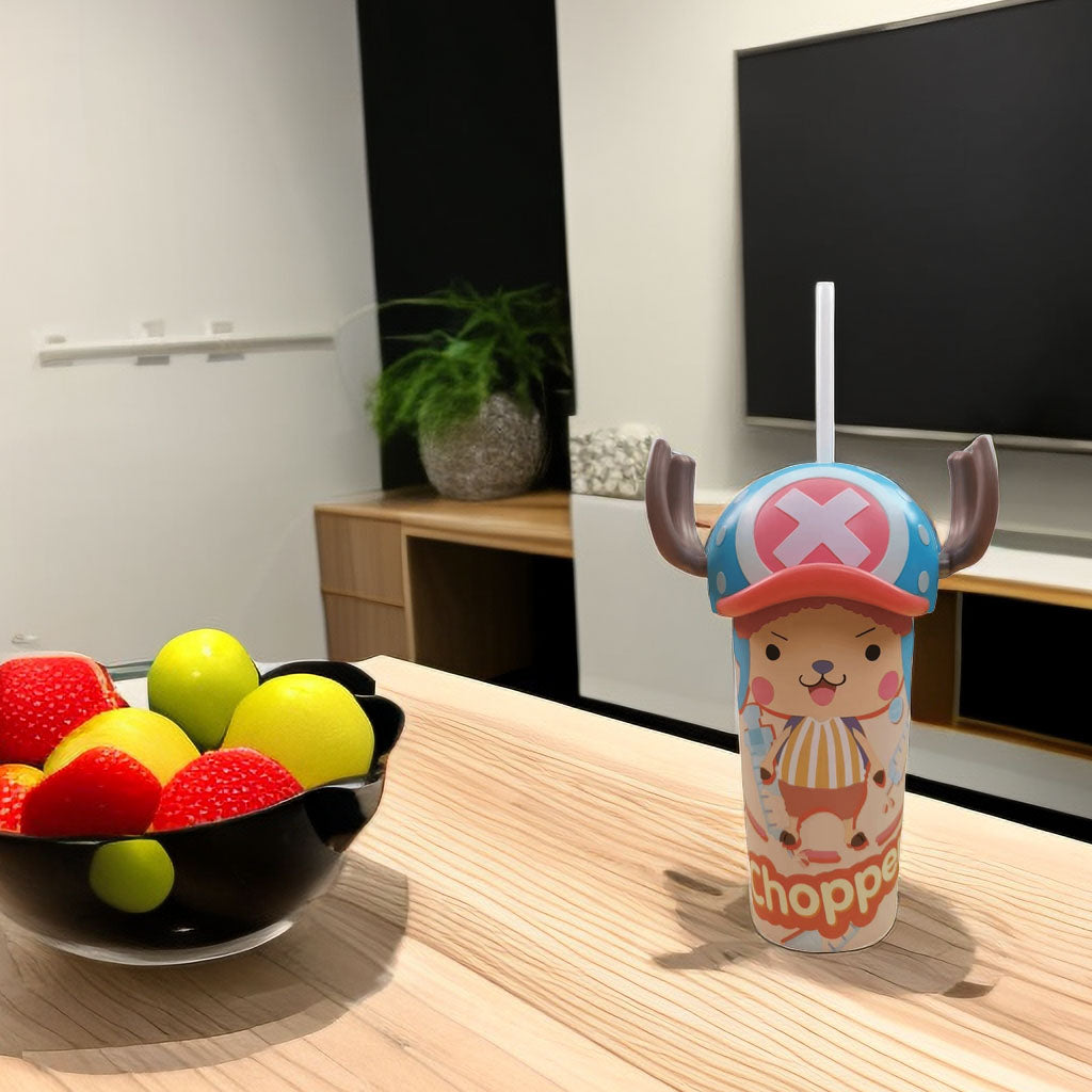 One Piece Anime Straw Tumbler, Luffy Straw Hat & Chopper Horn 3D Sculpted Lid Plastic Water Cup with Straw, Cute Anime Character Drinking Cup, Fan Collectible Cup for Beverage