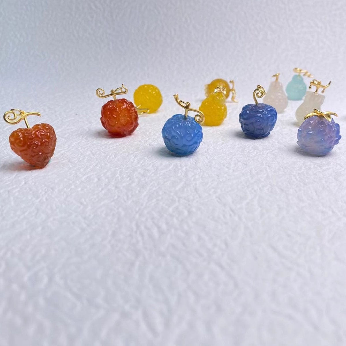 One Piece Devil Fruit Necklace, Hand Carved Natural Stone Devil Fruit Pendant Jewelry, Gum-Gum Fruit Flame-Flame Op-Op Tremor-Tremor Fruit Charm Necklace, Anime Cosplay Collectible Pendant Necklaces, One Piece Fans Unique Gift