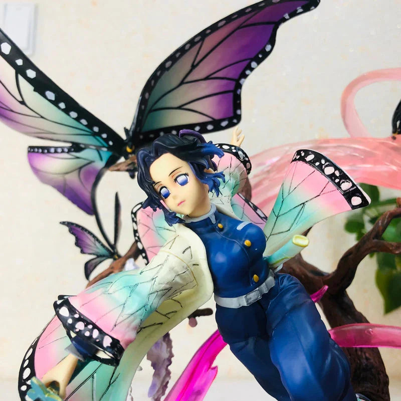 Demon Slayer Shinobu Kocho Figure, Hashira Shinobu Butterfly Resin Statue, Anime GK Bust Figurine with Butterfly Effect Base, Collectible Desktop Ornament Model Gift for Demon Slayer Fans