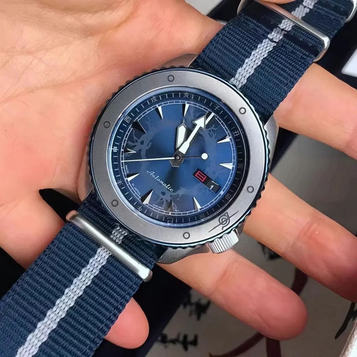 Naruto Uchiha Sasuke Automatic Wrist Watch, Anime Sasuke Chidori Themed Analog Watch, Blue Nylon Strap Sports Wristwatch, Anime Collectible Cosplay Accessory Gift for Naruto Fans